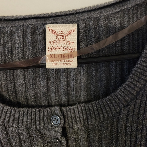 Faded Glory XL - Picture 2 of 3